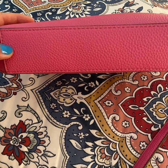 Handbag - Picture 9 of 10